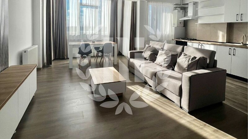 APARTAMENT 3 CAMERE DECOMANDAT 79 MP